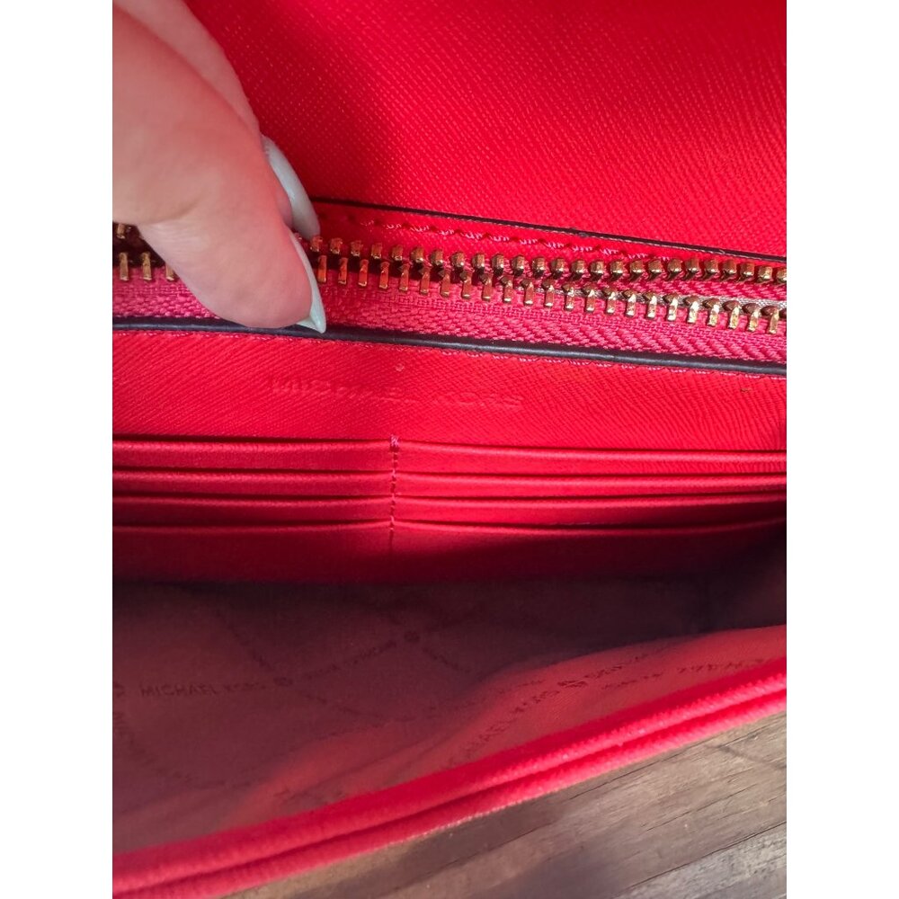 Michael Kors Saffiano Leather 3-in-1 Crossbody - Picture 3 of 7